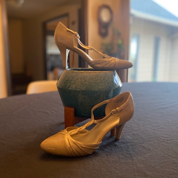 Ginata T strap Dance or Dress Shoes - Picture 10 of 10